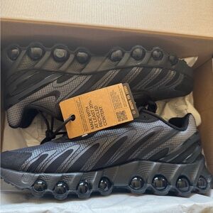 Nike Black and Gray Athletic Shoes